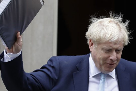 Προτάσεις… εν αμαρτίαις από τον Mr. Brexit