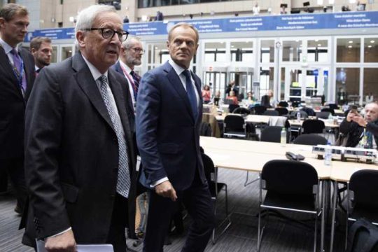 «Χάσιμο χρόνου και ενέργειας το Brexit»