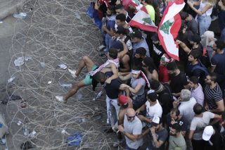 Λίβανος: Tέταρτη μέρα «φορολογικής επανάστασης»