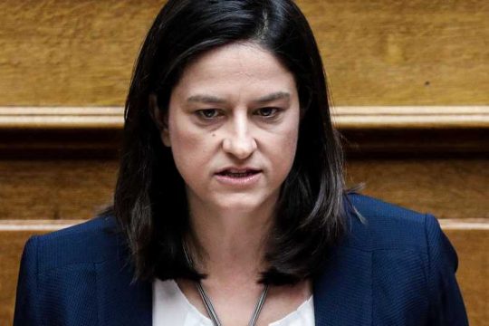 Νέες φουρτούνες στην Παιδεία