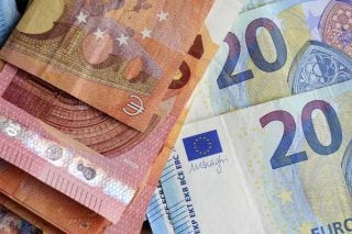 Φορολογία εισφορών και συντάξεων