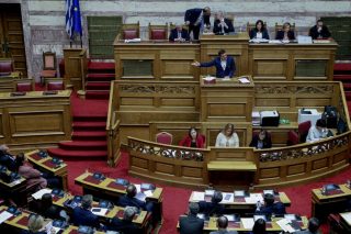 Ψηφίστηκε η προανακριτική με απούσα την κυβέρνηση