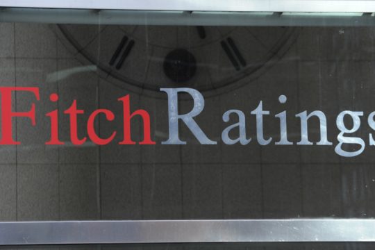 Fitch: Θετικό για το αξιόχρεο των τραπεζών το σχέδιο «Ηρακλής»