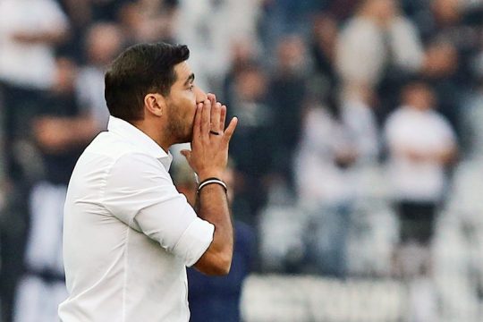 Ο Φερέιρα παίρνει άριστα στο πρότζεκτ των νέων
