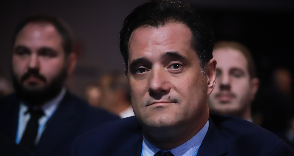 Άδωνις: Μπορεί η Novartis να πληρώνει γιατρούς και πολιτικούς, αλλά σώζει και ζωές