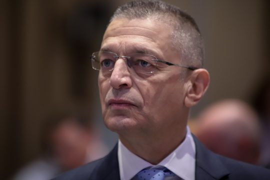 Φιλόδοξος παντός καιρού