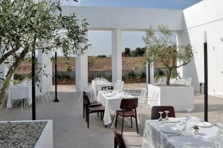 Στάχτη να γίνει…