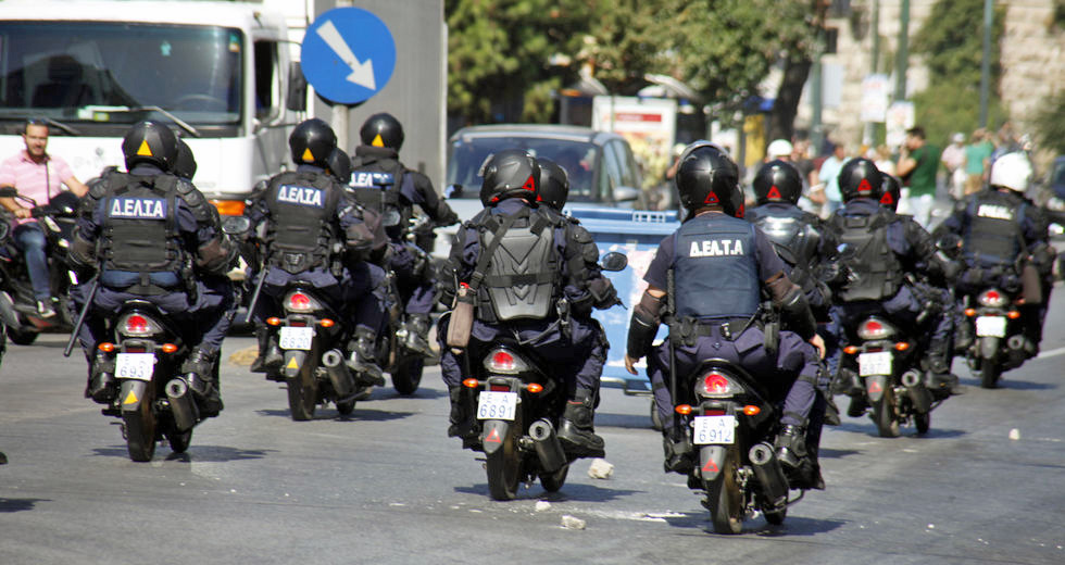 Συλλάβετε, βασανίστε, αθωωθείτε