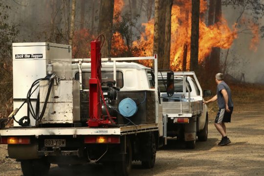 Πνίγηκε στον καπνό το Σίδνεϊ εξαιτίας μεγάλων πυρκαγιών και πρόωρου καύσωνα