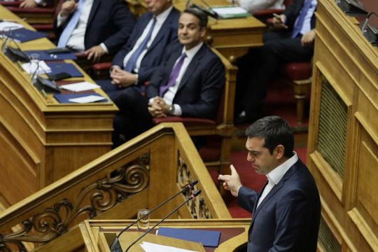 Κόντρα μεταξύ κυβέρνησης – ΣΥΡΙΖΑ για τη Μόρια