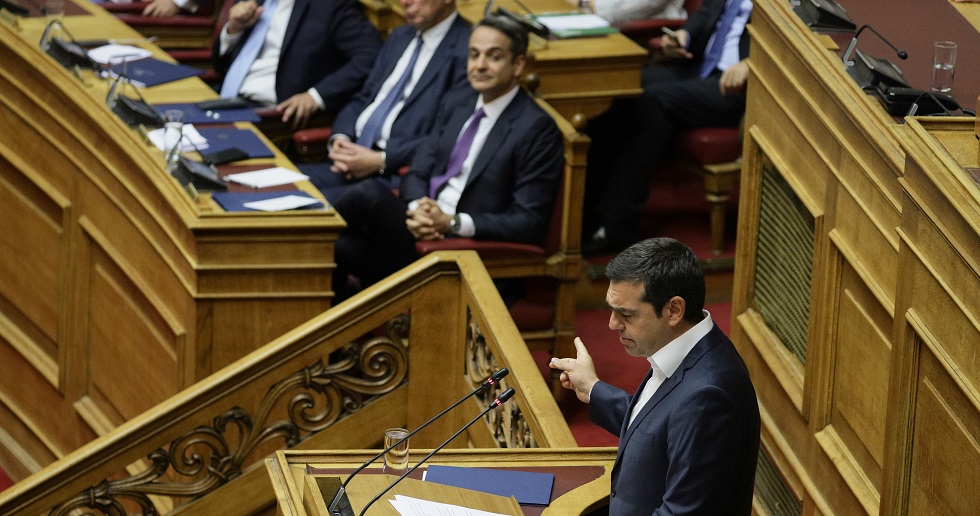 Κόντρα μεταξύ κυβέρνησης – ΣΥΡΙΖΑ για τη Μόρια