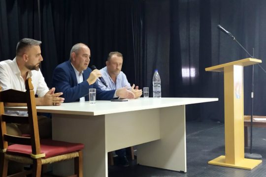 Δεσμεύσεις Διγαλάκη για παρεμβάσεις στα σχολεία της Κισσάμου
