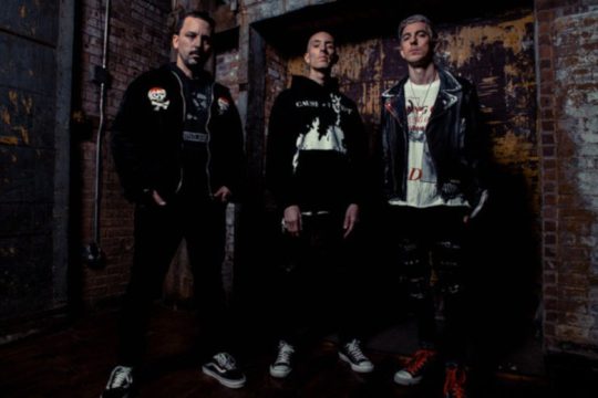 Η παράνοια των Dub Trio επιστρέφει στην Ελλάδα!