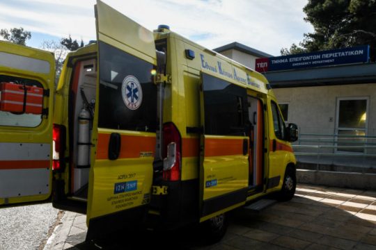 Μία νεκρή και έξι τραυματίες σε τροχαίο στην Πέλλα