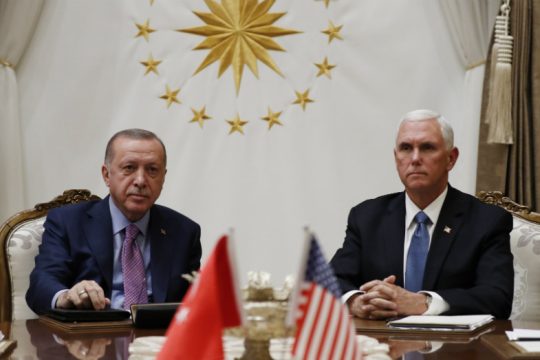 Κατάπαυση πυρός στη Συρία συμφώνησαν ΗΠΑ και Τουρκία