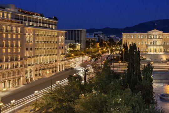 Τα ξενοδοχεία Μεγάλη Βρεταννία και King George σtα «Readers’ Choice Awards» του περιοδικού Condé Nast Traveler