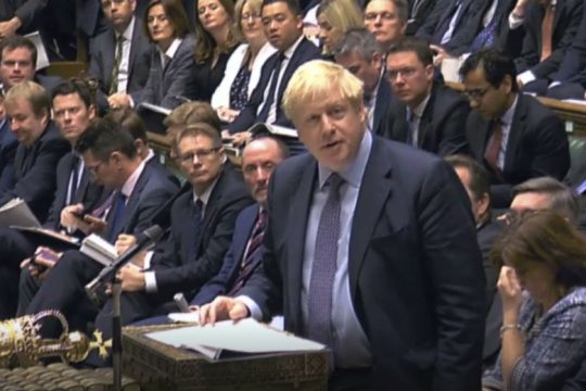 Τελεσίγραφο Τζόνσον για το Brexit