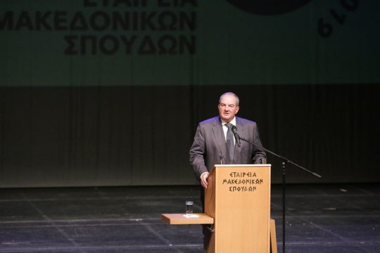 Ο Καραμανλής… ξαναμίλησε