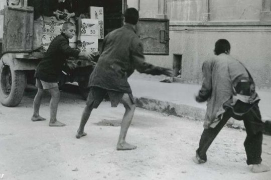 Τα παιδιά ως θύματα και ήρωες