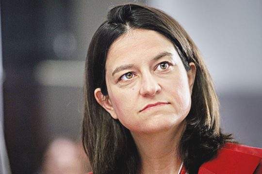 Κακή παράσταση Κεραμέως με επιθέσεις κατά Φίλη και Τζούφη