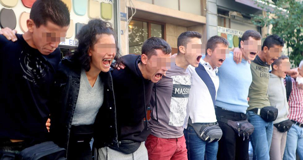 Είμαστε η «Εφημερίδα των Συντακτών» και είμαστε ΚΕΘΕΑ!