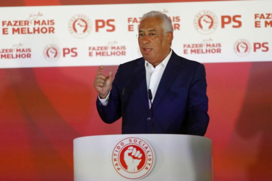 Ενισχυμένος, αλλά χωρίς απόλυτη πλειοψηφία, ο Κόστα