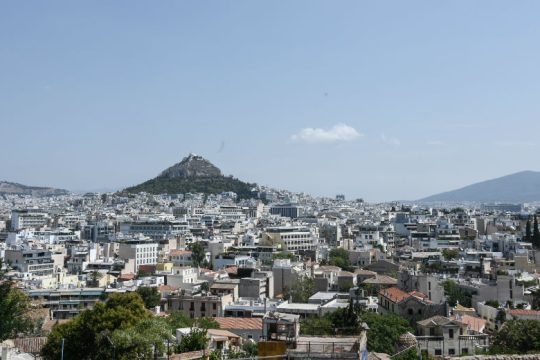 Σε υψηλά για την εποχή επίπεδα οι μέγιστες θερμοκρασίες