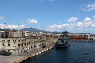 Με 50.000 «καθάρισαν» οι εφοπλιστές για την κομπίνα στον ΟΛΘ