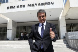 Ανδρέα Λοβέρδο σπρώξε και σε μας κανένα θεματάκι