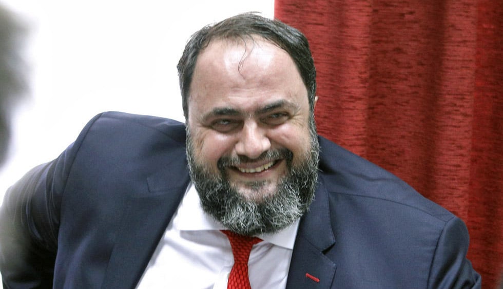 Επιστροφή στα νταραβέρια με τους «βαρόνους» των ΜΜΕ