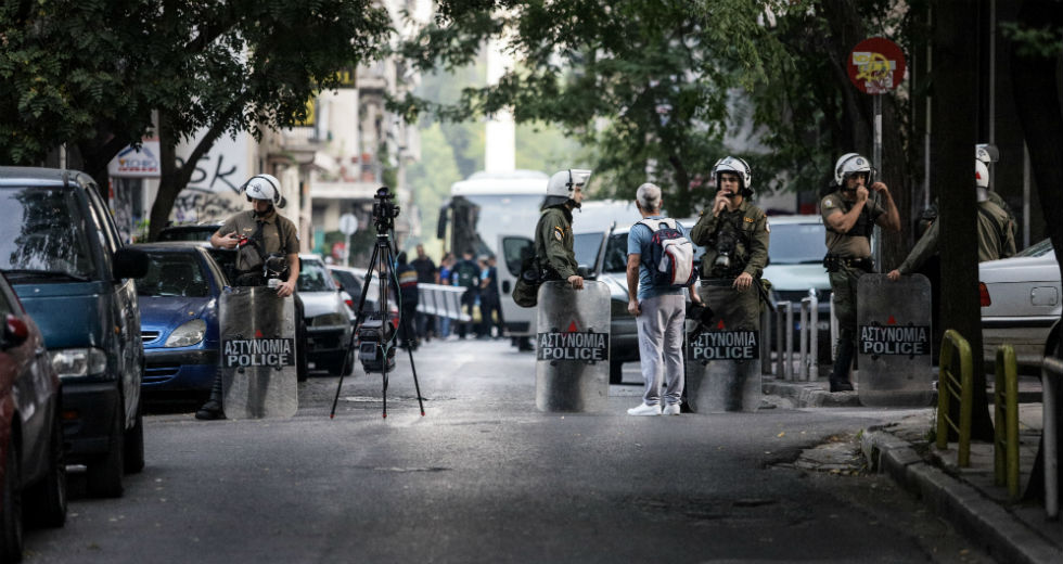 Διπλή επιχείρηση της αστυνομίας στα Εξάρχεια