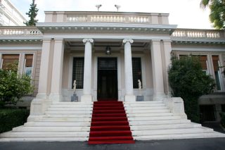 Σπατάλες χωρίς όρια