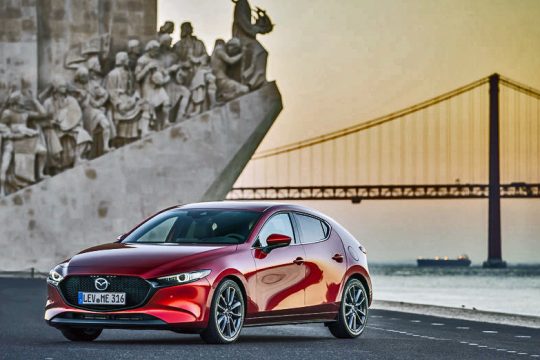 Το νέο Mazda3