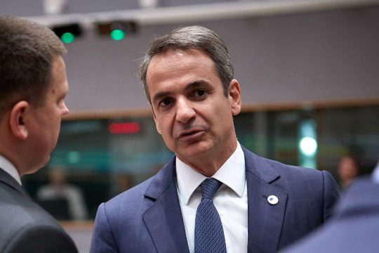 «Στην ντουλάπα η στολή του μακεδονομάχου»