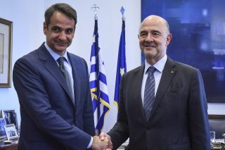 Συναντήσεις Μητσοτάκη με Μοσκοβισί και Ζεεχόφερ