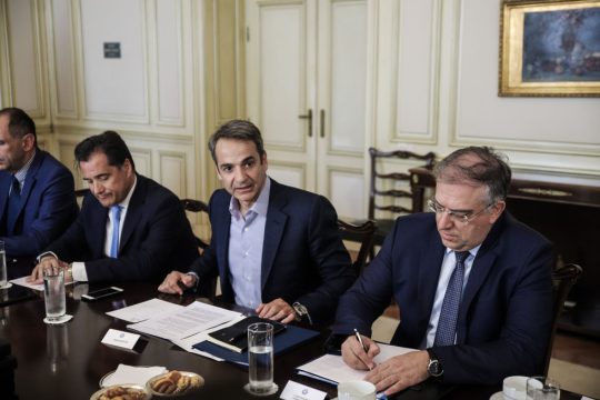 Διακομματική για την ψήφο των ομογενών