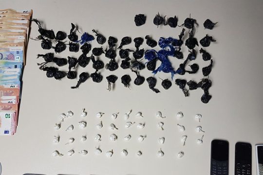 Εξάρθρωση κυκλώματος διακίνησης ναρκωτικών