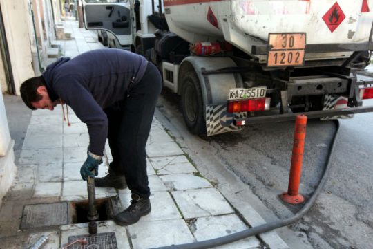 Επέκταση επιδότησης προτείνουν οι βενζινοπώλες