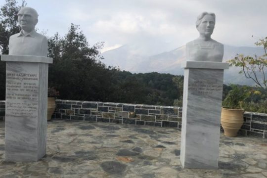 Αποκαλυπτήρια των προτομών του Ν. Καζαντζάκη και της μητέρας του