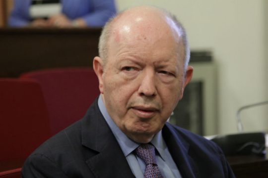 Αθώος ο Ψυχάρης και τα στελέχη της Alpha bank για τα δάνεια του ΔΟΛ
