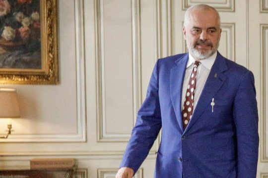Ράμα: Ελλάδα και Ιταλία υποφέρουν στο προσφυγικό