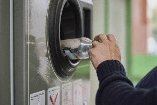 Ανακύκλωση πλαστικών μπουκαλιών με αντάλλαγμα εισιτήρια του μετρό