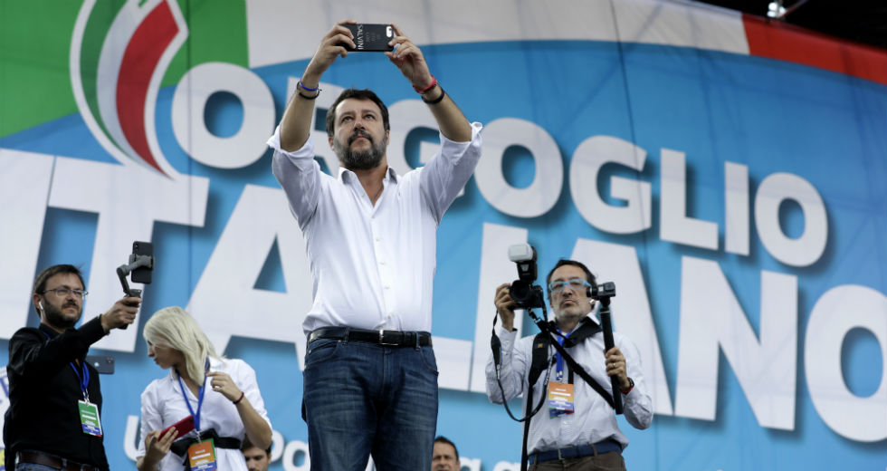 Ακροδεξιά συγκέντρωση-επίδειξη δύναμης στη Ρώμη