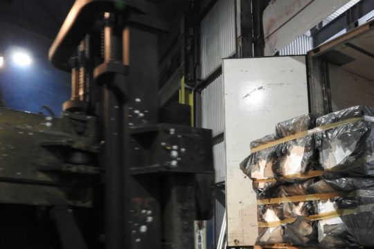 Στην τσιμπίδα του ΣΔΟΕ μεγάλη ποσότητα «μαϊμού» παπουτσιών