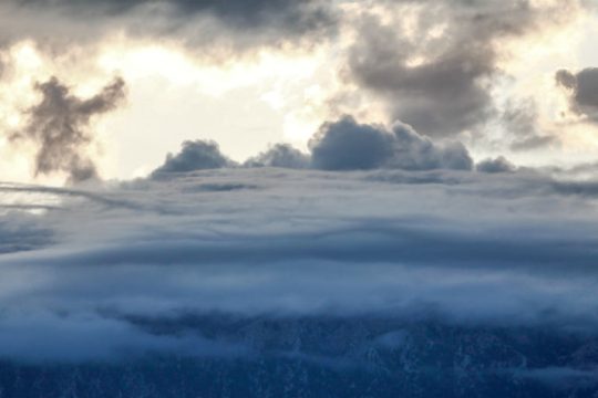 Ισχυρές βροχές και πτώση του υδράργυρου