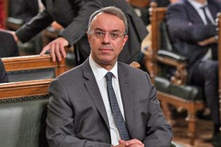 Σήμερα κληρώνει για την «τρύπα» του 2020