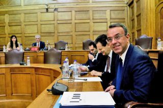 Συγκρατημένος ο Σταϊκούρας για το προσχέδιο προϋπολογισμού