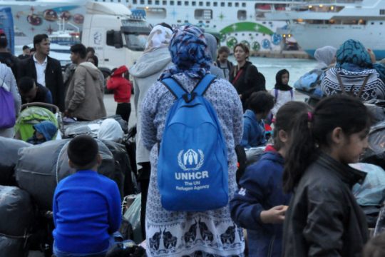 Έφτασαν στο Βαγιοχώρι οι πρώτοι από τους 650 πρόσφυγες από τα νησιά