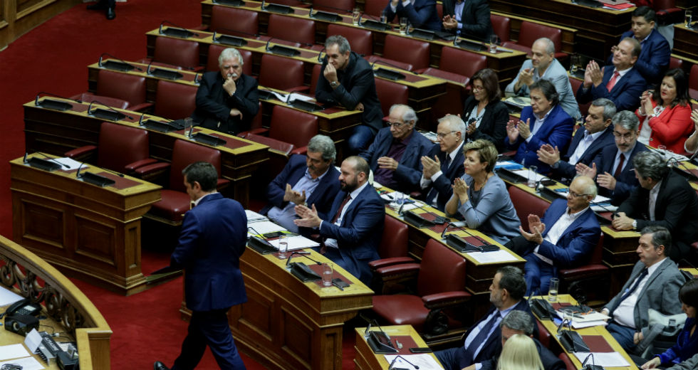 Ερώτηση του ΣΥΡΙΖΑ για τα δάνεια σε κόμματα και ΜΜΕ