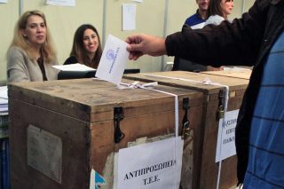 Ραντεβού στις κάλπες την Κυριακή για  107.000 μηχανικούς